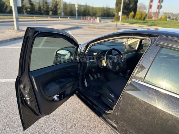 Sahibinden Fiat Punto Grande 1.4 Fire Active 2009 Model 