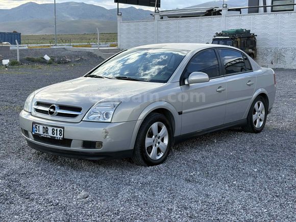 İLK SAHİBİNDEN OPEL VECTRA  C  1.6 COMFORT  2005 MODEL
