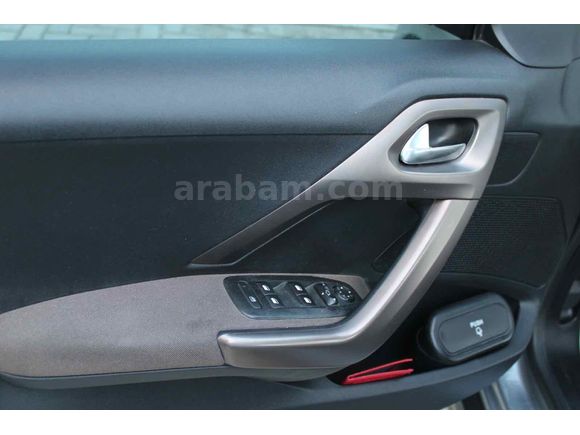 Sahibinden Peugeot 2008 1.6 e-HDi Allure 2015 Model 