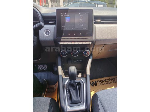 Sahibinden Renault Clio 1.0 TCe Evolution 2025 Model