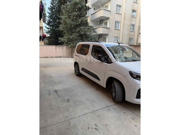 Sahibinden Opel Combo 1.5 CDTI Edition 2024 Model 
