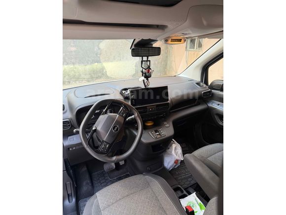 Sahibinden Opel Combo 1.5 CDTI Edition 2024 Model 