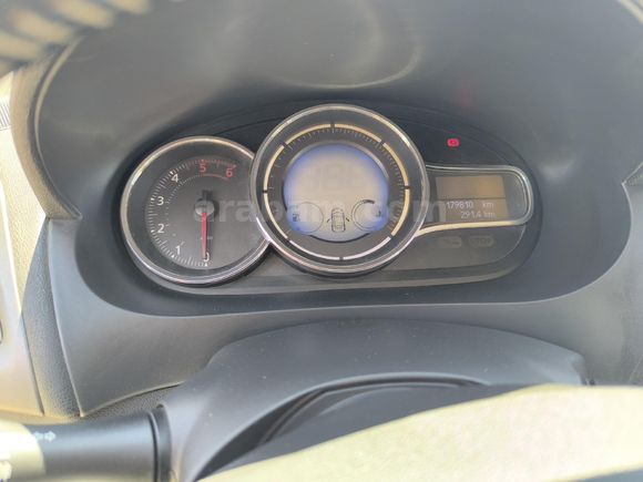 Sahibinden Renault Fluence 1.5 dCi Touch Plus 2014 Model