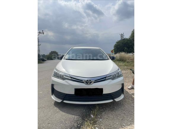 Sahibinden Toyota Corolla 2017 Model   Hatasız Beyaz 