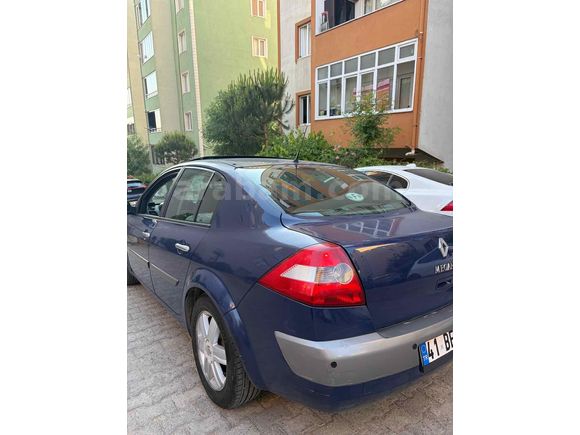 SAHİBİNDEN SUNROOFLU- ÖZENLE BİNİLMİŞ-İŞLEMSİZ-1.6DYNAMİQUE MEGANE
