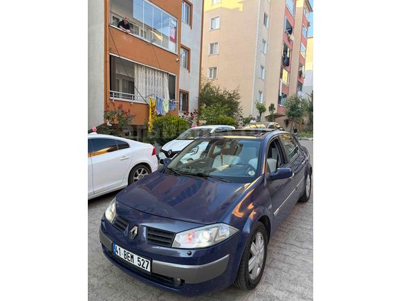 SAHİBİNDEN SUNROOFLU- ÖZENLE BİNİLMİŞ-İŞLEMSİZ-1.6DYNAMİQUE MEGANE