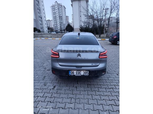Sahibinden Citroen e-C4 X Shine Bold 2024 Model  25.000 km Gri (Gümüş)