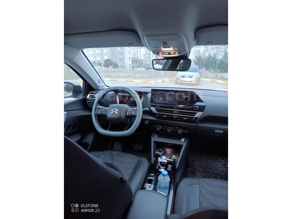Sahibinden Citroen e-C4 X Shine Bold 2024 Model  25.000 km Gri (Gümüş)