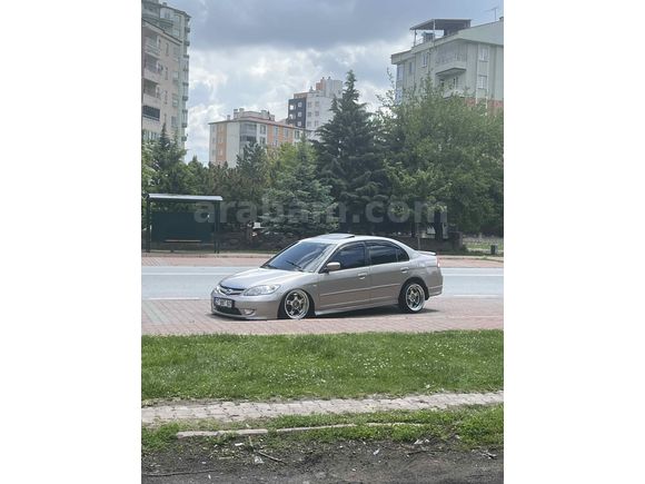 Sahibinden Honda Civic 1.6i VTEC 2 ES 7 
2006 Model 