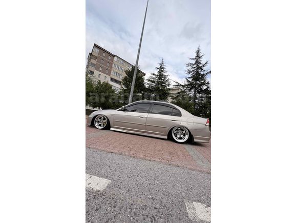 Sahibinden Honda Civic 1.6i VTEC 2 ES 7 
2006 Model 