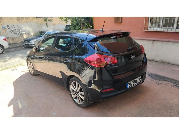 Sahibinden Kia Ceed 1.6 CRDi Concept Plus 2012 Model