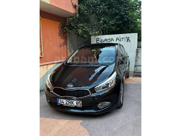 Sahibinden Kia Ceed 1.6 CRDi Concept Plus 2012 Model
