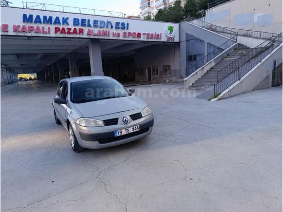 Sahibinden Renault Megane 1.4 Authentique 2004 Model