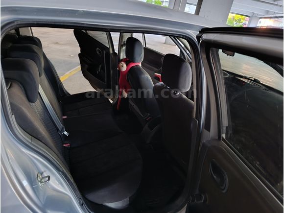 Sahibinden Renault Megane 1.4 Authentique 2004 Model