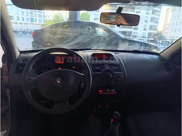 Sahibinden Renault Megane 1.4 Authentique 2004 Model