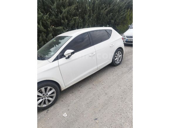 Sahibinden Seat Leon 1.6 TDI Style 2017 Model  125.000 km Beyaz