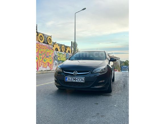 Sahibinden Opel Astra 1.6 Edition 2015 Model  132.400 km Siyah