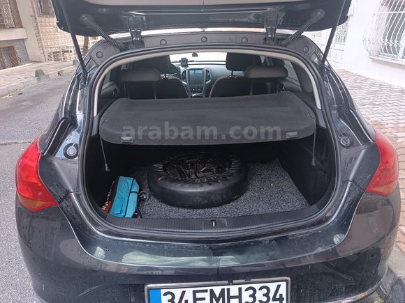 Sahibinden Opel Astra 1.6 Edition 2015 Model  132.400 km Siyah