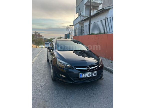 Sahibinden Opel Astra 1.6 Edition 2015 Model  132.400 km Siyah