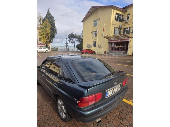 Sahibinden Ford Escort 1.6 CLX 1998 Model