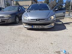 Sahibinden Peugeot 206 1.4 X-Line 2006 Model  300.000 km Gri