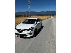 Sahibinden Renault Clio 1.0 TCe Icon 2020 Model Karaman 35.000 km Beyaz