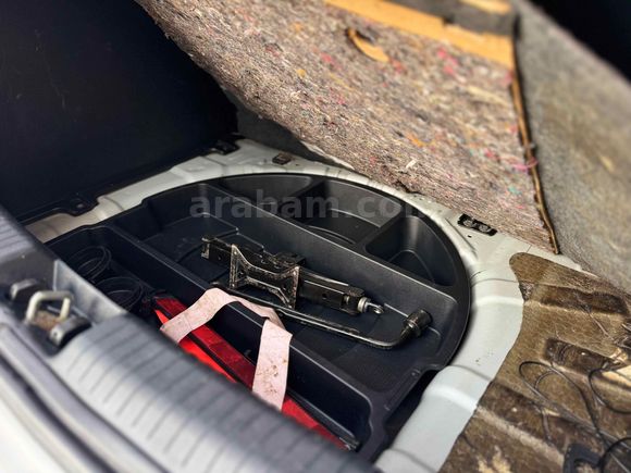 Emek auto  kredi kartı geçerlidir