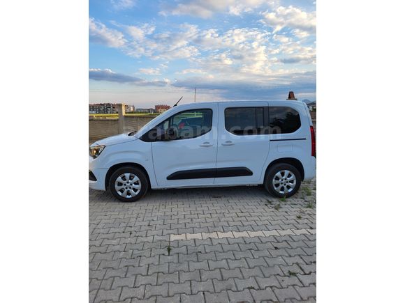 Sahibinden Opel Combo 1.5 CDTI Elegance 2022 Model Konya