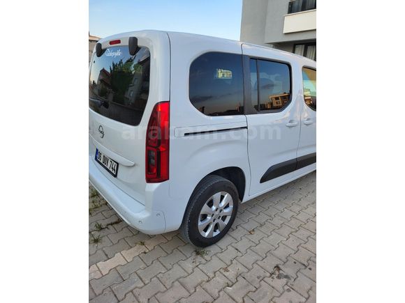 Sahibinden Opel Combo 1.5 CDTI Elegance 2022 Model Konya