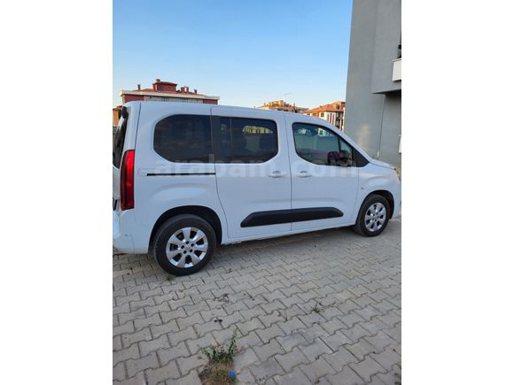 Sahibinden Opel Combo 1.5 CDTI Elegance 2022 Model Konya