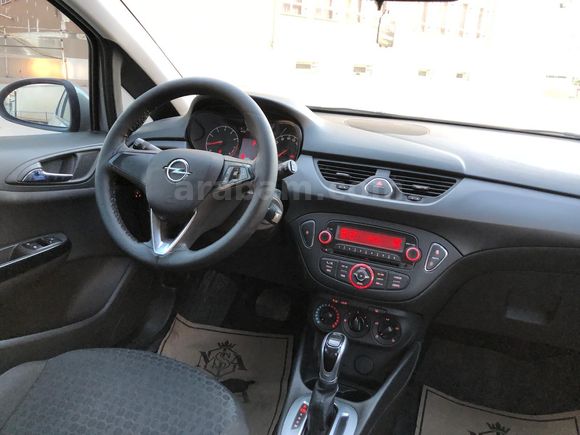 Opel Corsa 1.4 Essentia 2015 Model