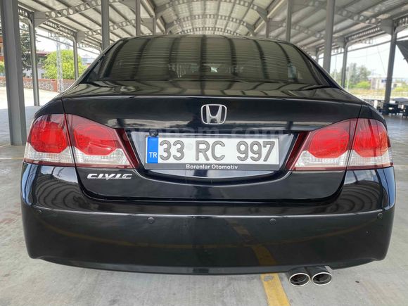Sahibinden Honda Civic 1.6i VTEC Premium 2011 Model 