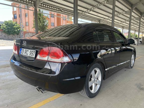 Sahibinden Honda Civic 1.6i VTEC Premium 2011 Model 