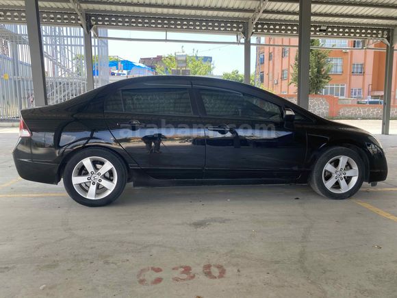 Sahibinden Honda Civic 1.6i VTEC Premium 2011 Model 