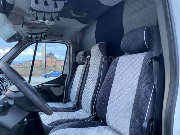 AKŞAHİN OTO'DAN 2011 MODEL ÇİFT KAYAR PERDELİ RENAULT MASTER 