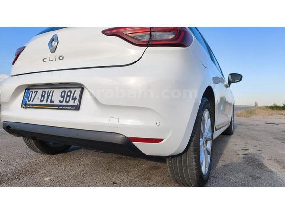 Sahibinden Renault Clio 1.0 TCe Touch 2023 Model Antalya