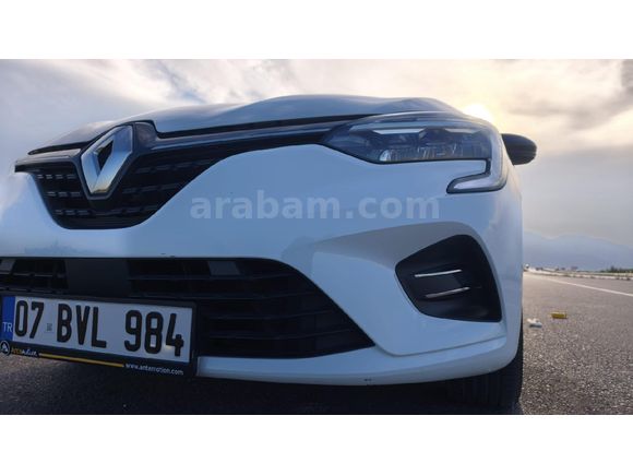 Sahibinden Renault Clio 1.0 TCe Touch 2023 Model Antalya