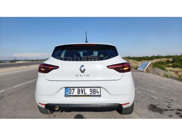 Sahibinden Renault Clio 1.0 TCe Touch 2023 Model Antalya