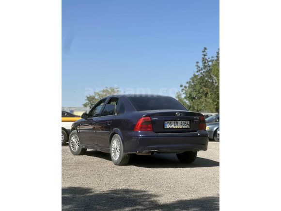 Sahibinden Opel Vectra 2.0 CD 2000 Model 