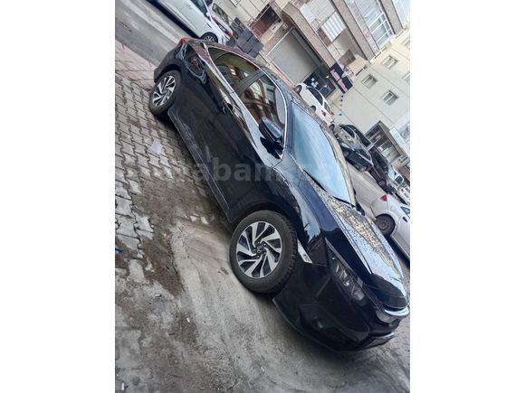 Sahibinden Honda Civic 1.6i VTEC Eco Elegance 2017 Model