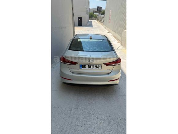 Sahibinden Hyundai Elantra 1.6 CRDi Elite 2016 Model 