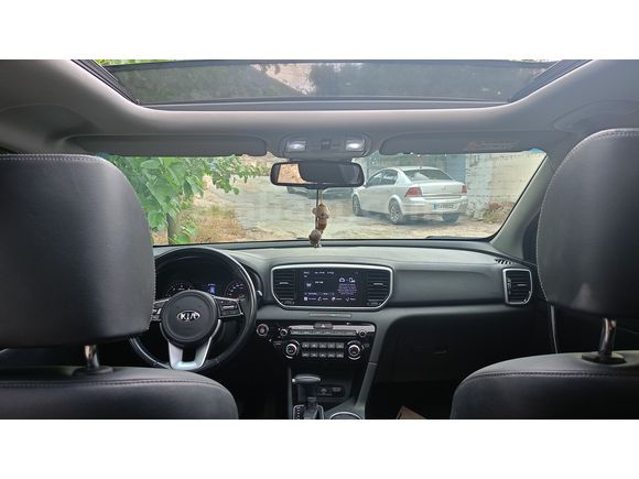 Boyasız değişensiz Cam Tavanlı Kia Sportage 1.6 CRDI Elegance 2020 Model 