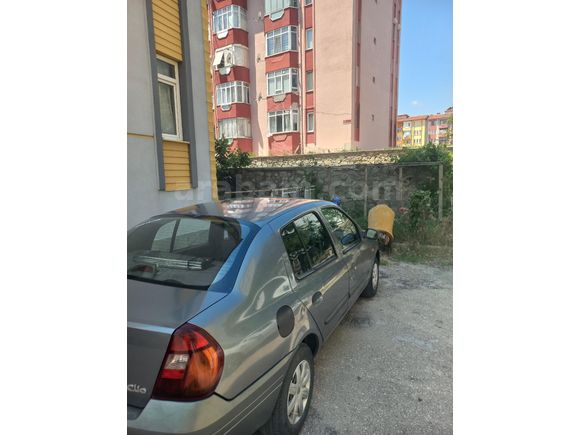 Sahibinden Renault Clio 1.4 RNA 2000 Model