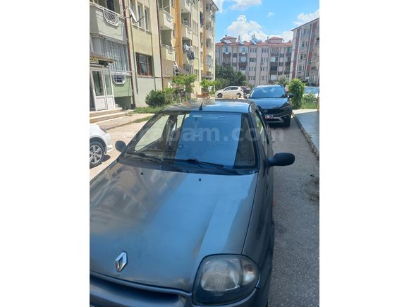 Sahibinden Renault Clio 1.4 RNA 2000 Model