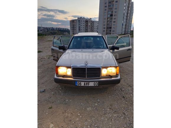 Sahibinden Mercedes - Benz 230 E 1987 Model