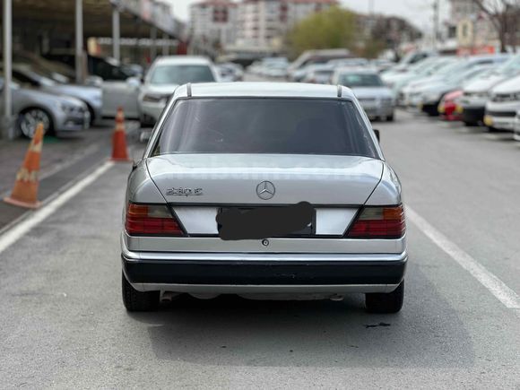 Sahibinden Mercedes - Benz 230 E 1988 Model 