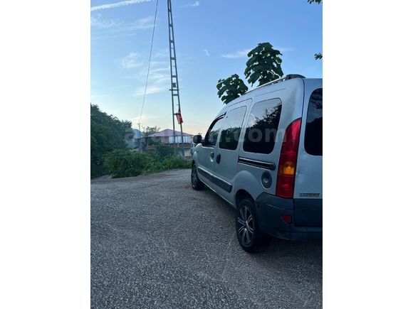 Sahibinden Renault Kangoo Multix 1.5 dCi Expression 2004 Model