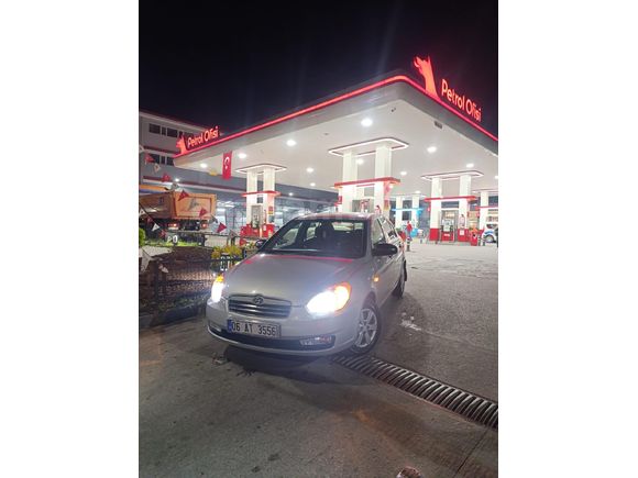 Sahibinden Hyundai Accent Era 1.4 Team 2011 Model  185.000 km Gri
