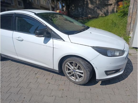 Sahibinden Ford Focus 1.6 Ti-VCT Trend X 2015 Model