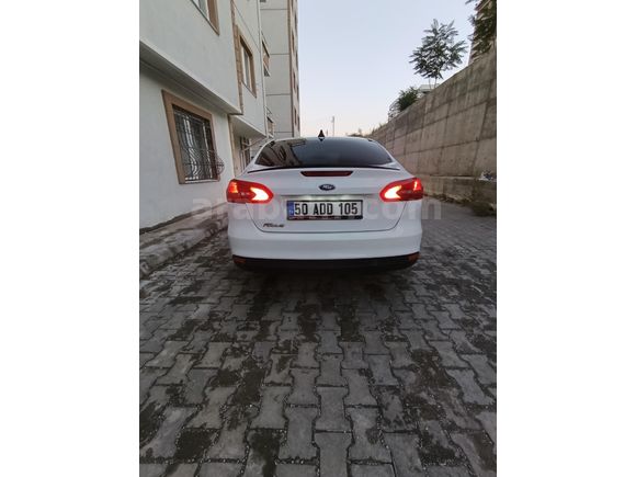 Sahibinden Ford Focus 1.6 Ti-VCT Trend X 2015 Model